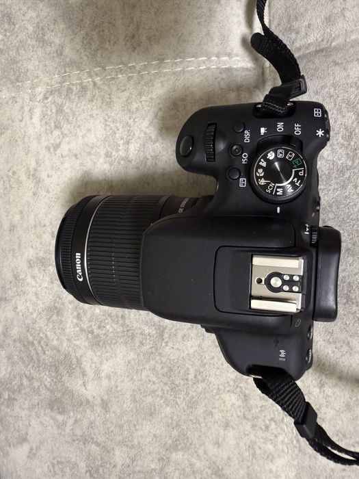 Фотоаппарат Canon EOS 750D