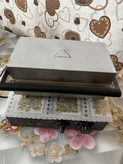 Продам Хот-дог-мейкер