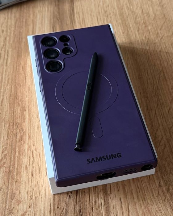 Pachet Samsung S22 Ultra 512GB + Watch 6+Căști Buds 2 Pro – La ofertă!