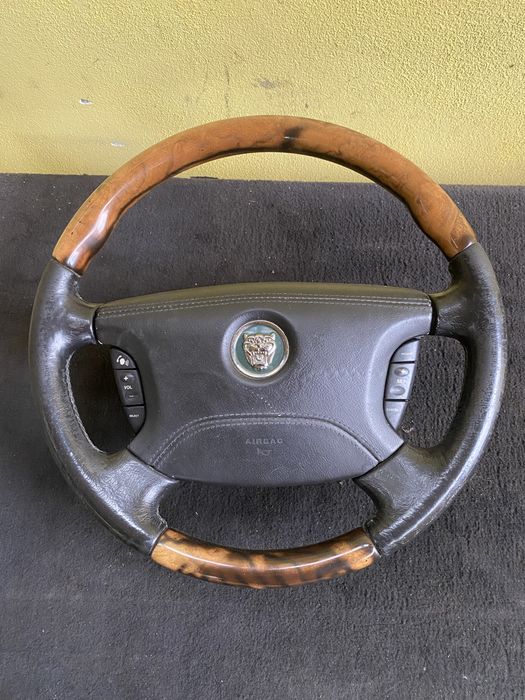 Volan Lemn Jaguar Style Xtype Pret 400 lei
