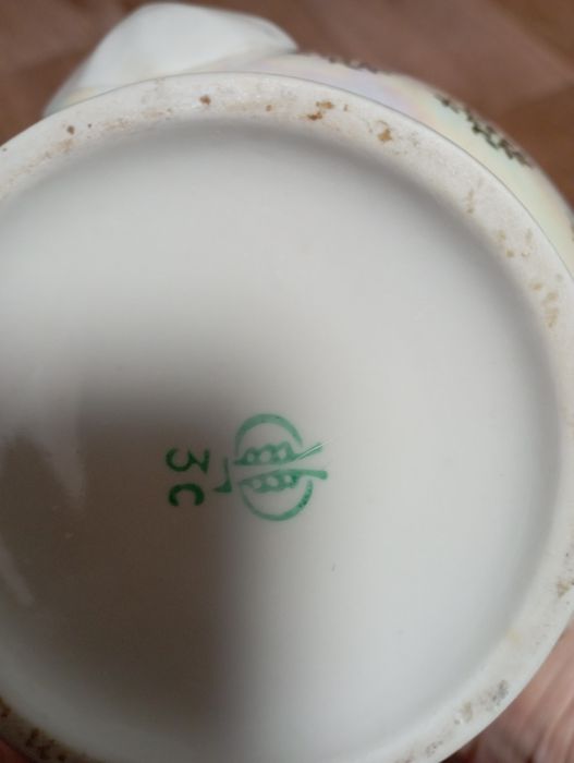 Продам заварник фарфор.