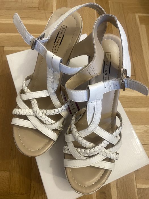 Сандали от естествена кожа