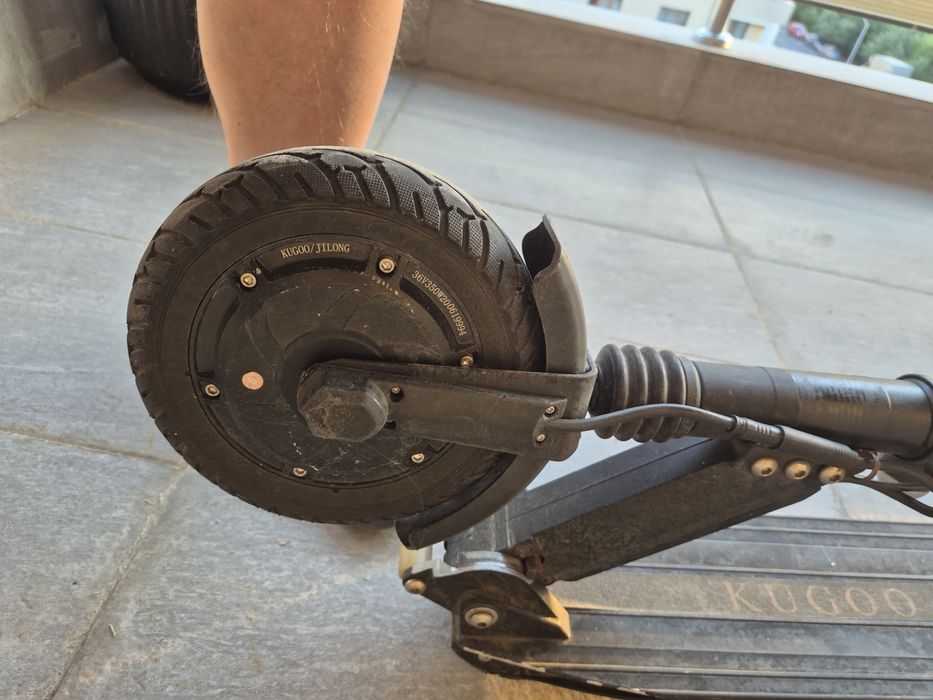 Trotinetă electrică Kugoo S1 (350W) – Pliabilă, ideală pentru oraș