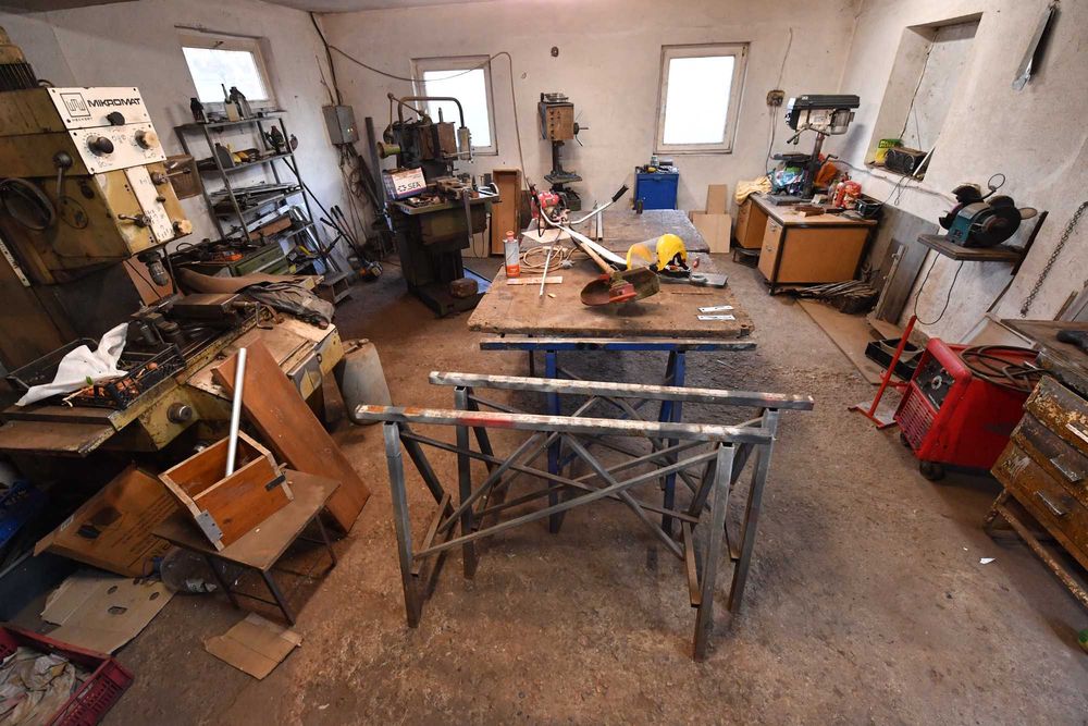 Inchiriez atelier de lacatuserie