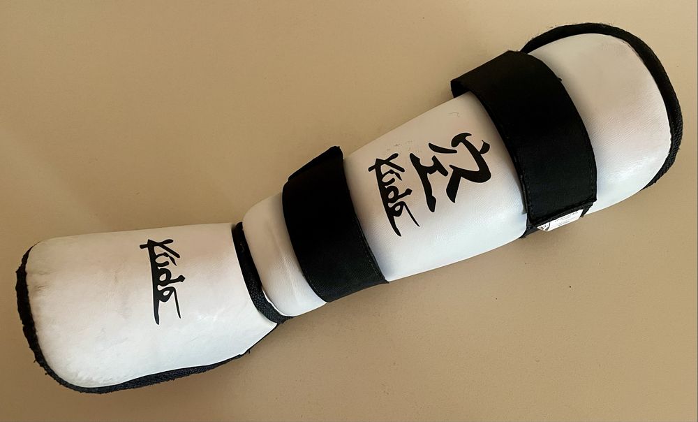 Протектори за крака Kudo