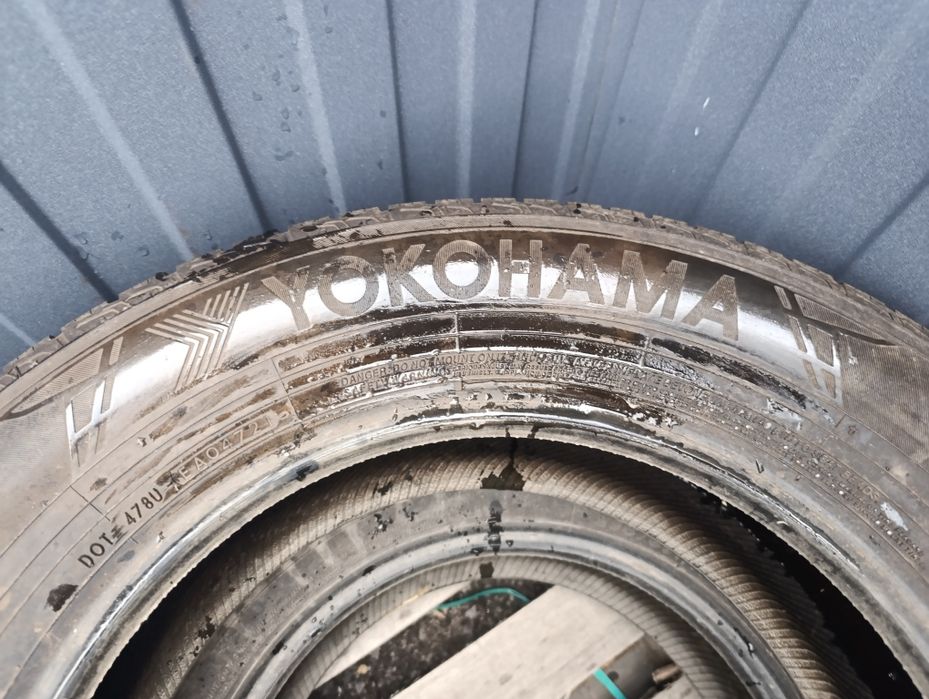 Шины 255.60. R17 Yokohama 2шт
