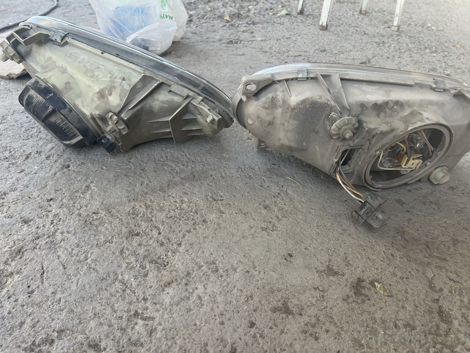 Фары на машину гольф 3