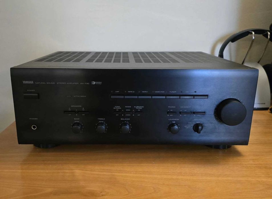 YAMAHA AT4040　ジャンク？ Yamaha XM4180 Amplificator 4 canale, 2U rack, 180W x4.