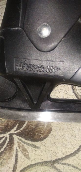 Продам коньки б)у