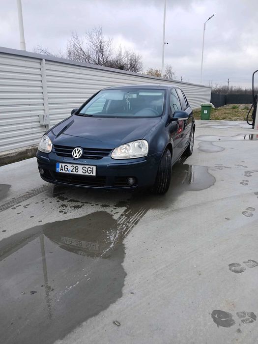 Vând golf 5 1.9 TDI BKC