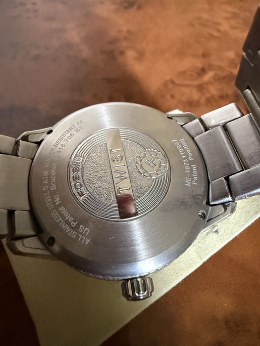 Часы Fossil Twisst ME-1073