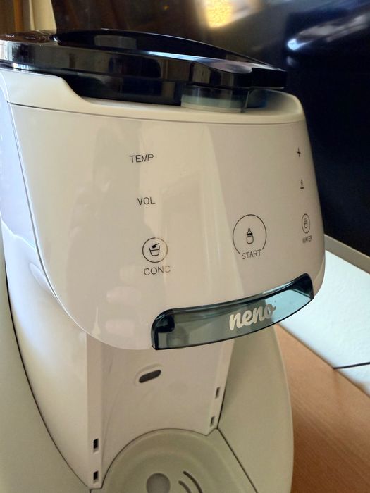 Автоматична машина Neno за приготвяне на топло мляко за кърмачета