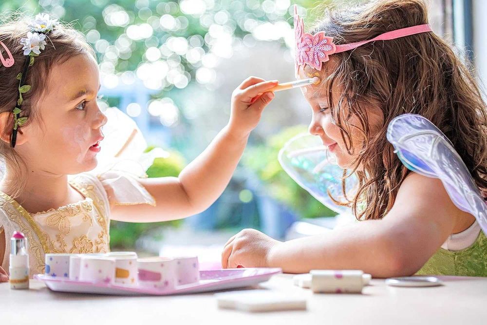 Натурален комплект детски гримове, нетоксичен, безопасни формули