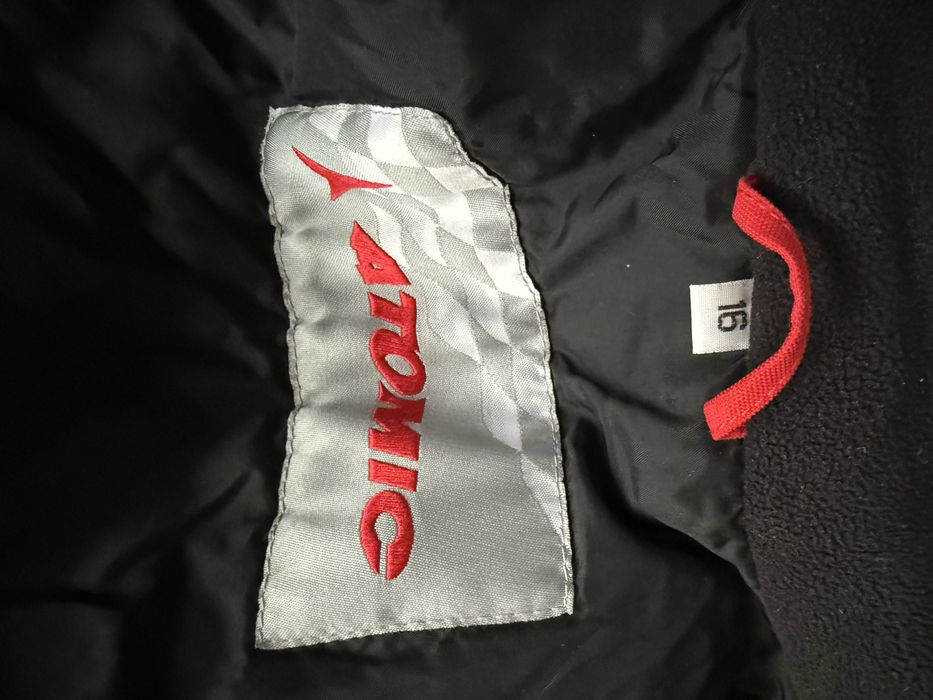 Costum de ski Atomic in stare foarte buna sky snowboard