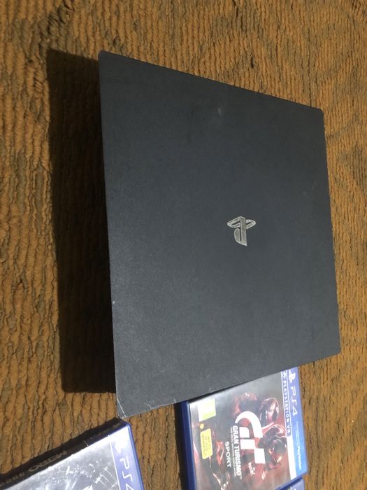 Sony Playstation PS4 Pro