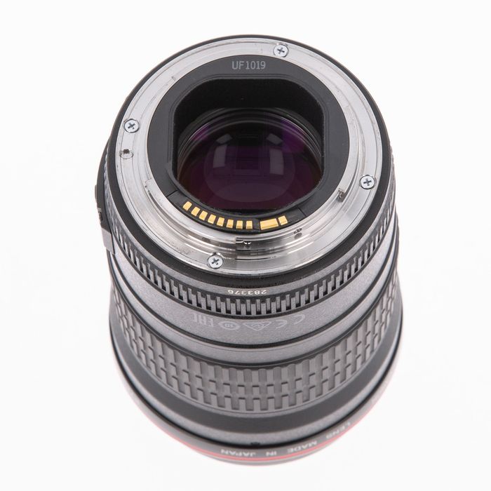 Obiectiv Canon EF 135 mm F2 L ca nou