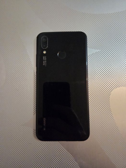 Huawei p20 lite продам