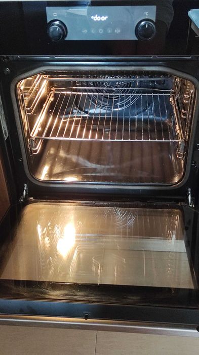 Фурна за вграждане с пиролиза  Gorenje BOP737E20XG – перфектно състояние, гаранция