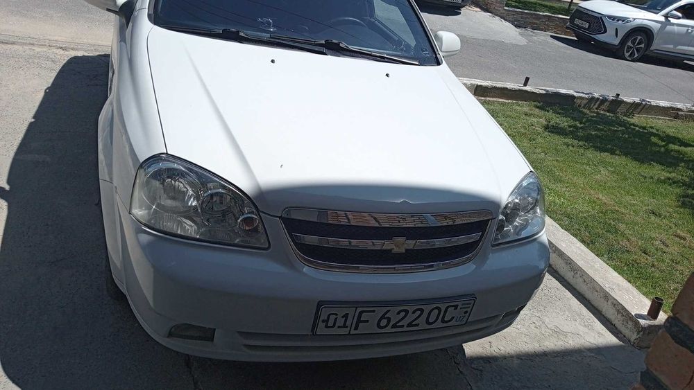 Lasetti 1.8 aftamat prapan
