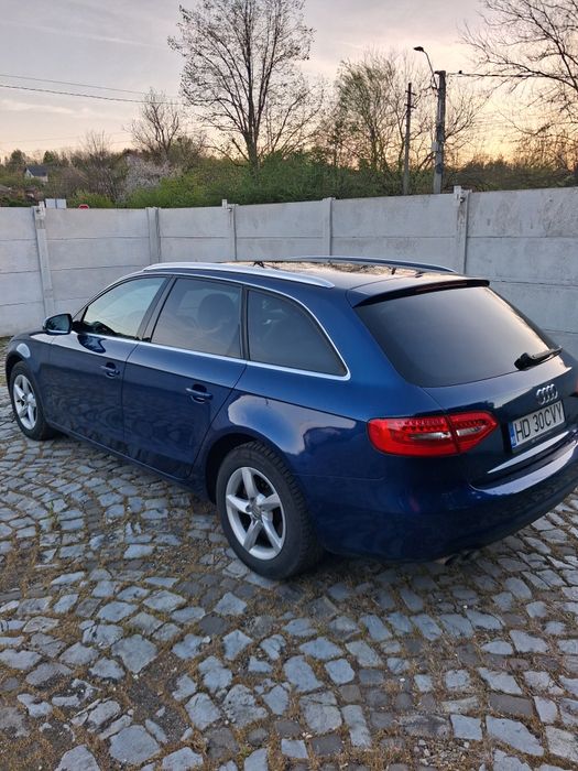 Audi B 8.5 2012 2.0d Absolut impecabil !