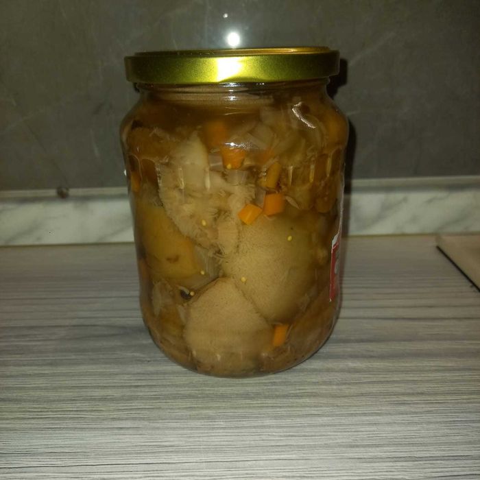 Продам маринованные грибы
