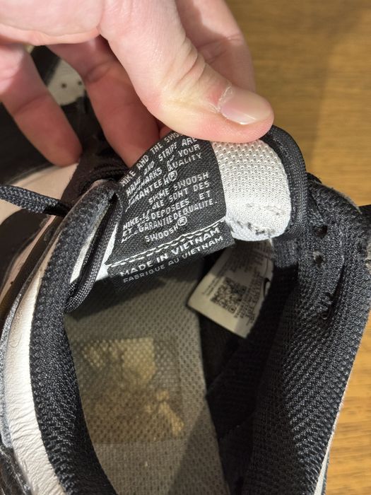 Adidași Nike alb-negru – mărime EU 37.5 – stare bună