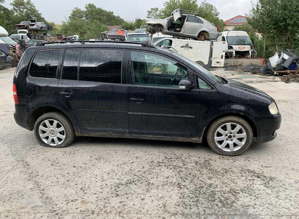 Piese VW Touran 2.0  - azv