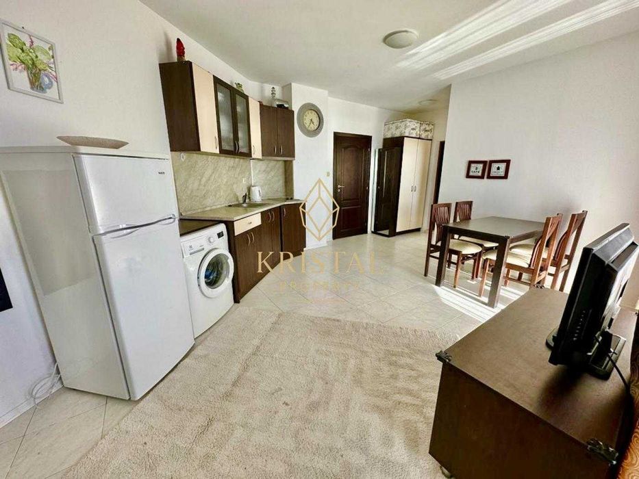 Продава се Двустаен апартамент в Свети Влас - 69 кв.м за 1305 €/кв.м - Снимка #2