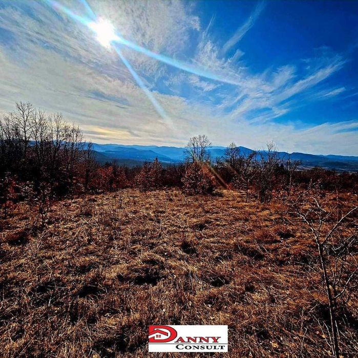 Продава се Парцел в Велико Търново, Акация - 1100 кв.м за 8 €/кв.м - Снимка #1