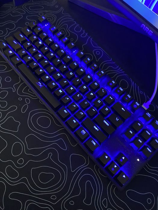 Продам клавиатуру HyperX