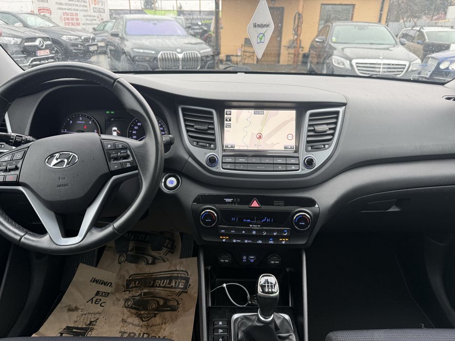 Hyundai Tucson,1700cc,diesel,An 2016,euro6,Km 242000.