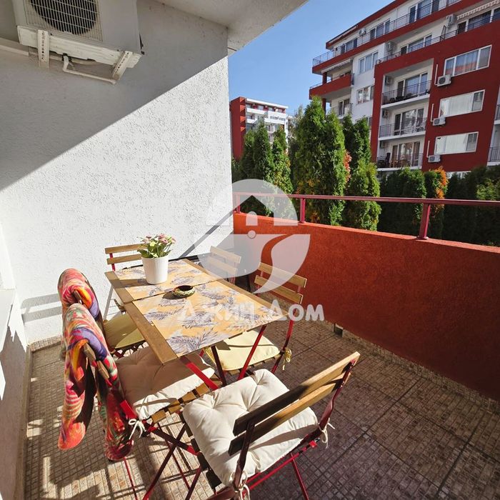 Апартамент с ЧАСТИЧНА ГЛЕДКА МОРЕ в Марина Вю Форт Бийч, Елените