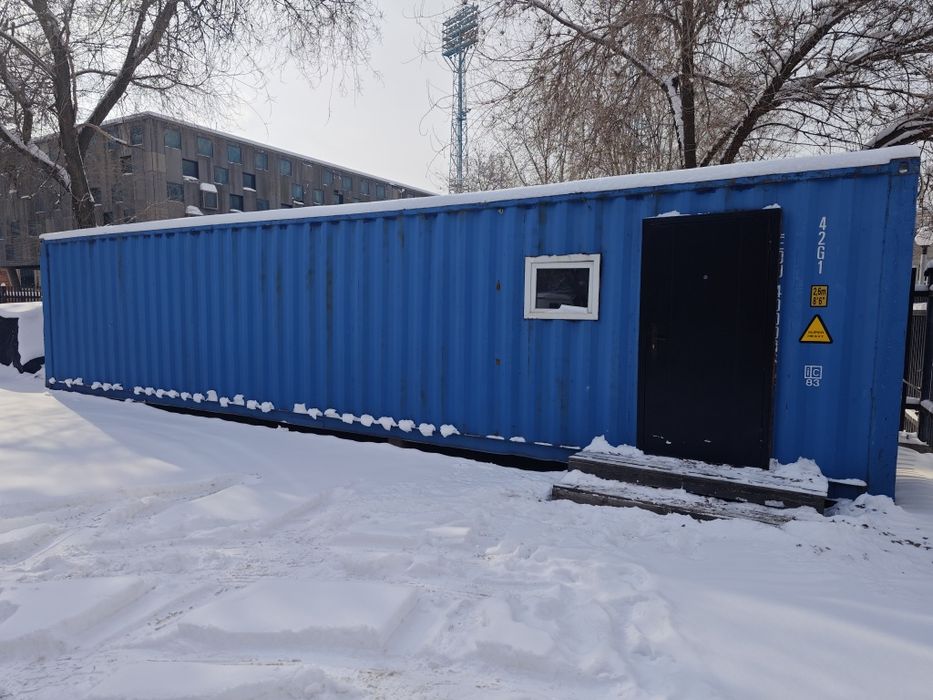 Контейнер с дверью 20 футовый