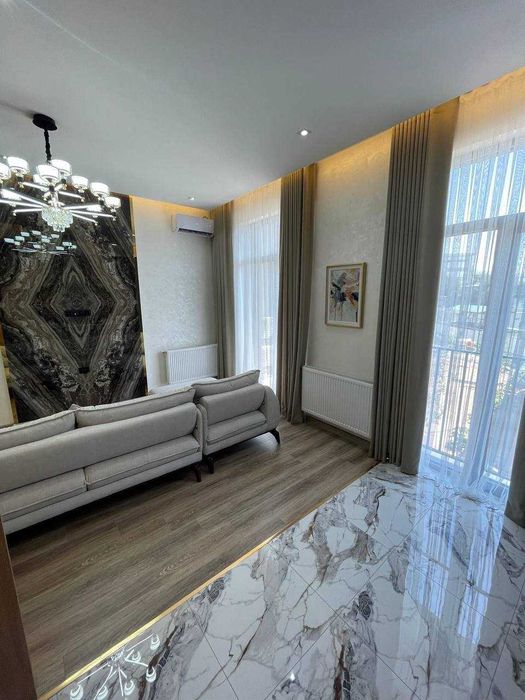Продается квартира Новостройка 2/3/10  ЖК TIARA RESIDENCE Эко базар