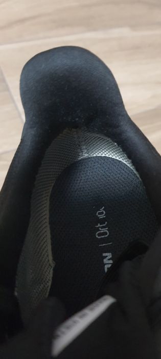 Salomon Goretex mărimea 37