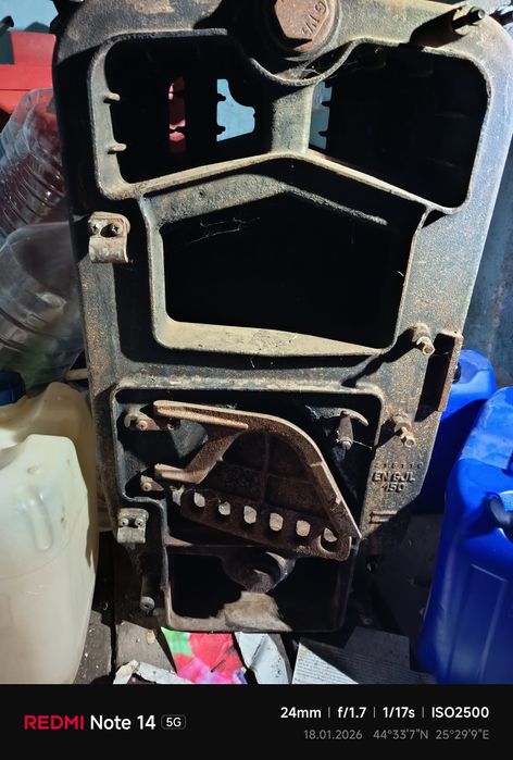 Vând cazan Viadrus U22 4 elementi