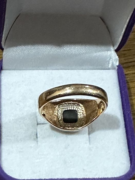 Перстень муж . Золото 585 пробы