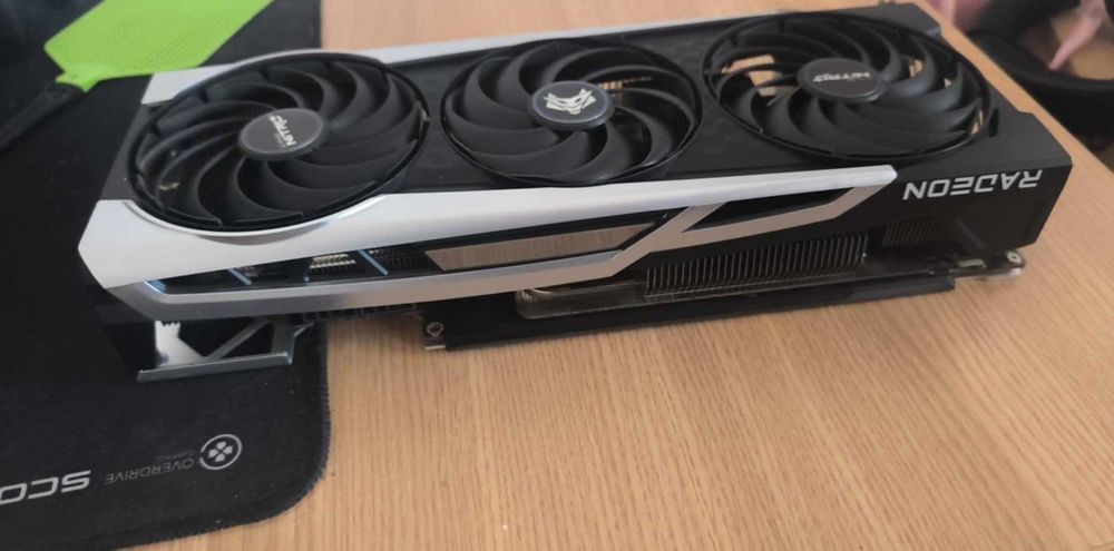 placa video rx 6800 shaphire nitro+