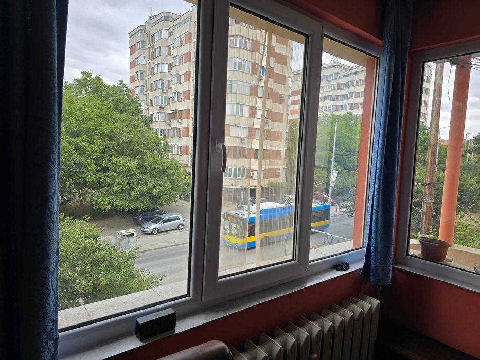 Продава апартамент