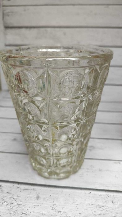 Графин со стаканами и Разная посуда