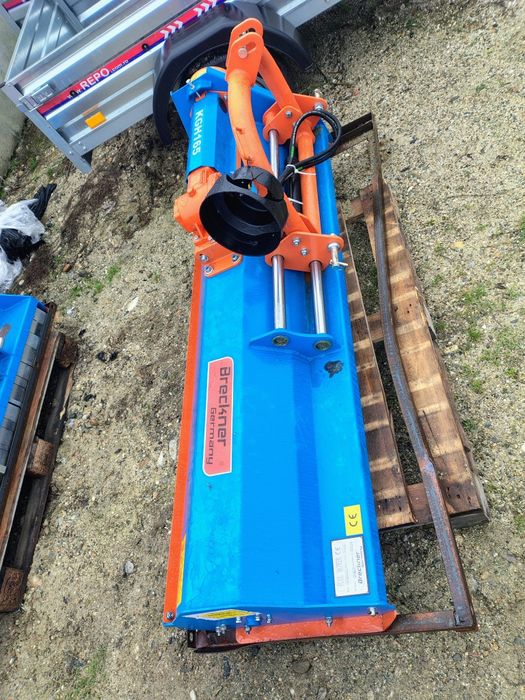 Vând tocatuare resturi vegetale