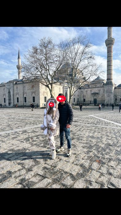 Geaca cu blana si gluga detasabila