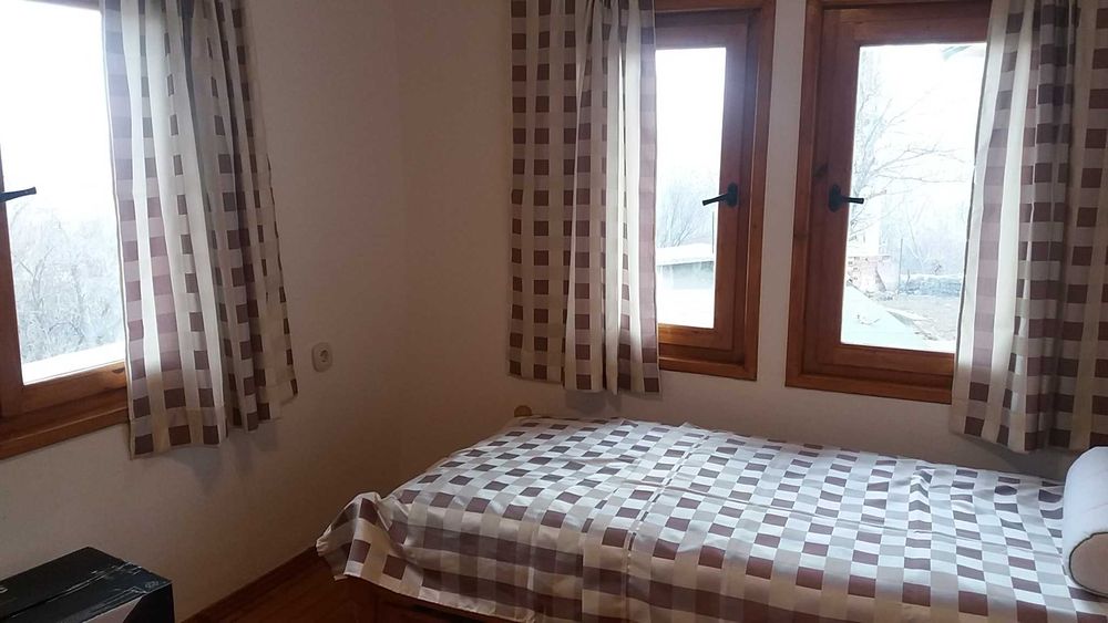 Къща под наем в Самоводене