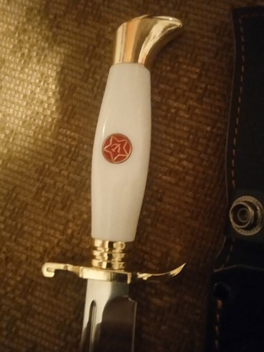 Нов руски ловен нож