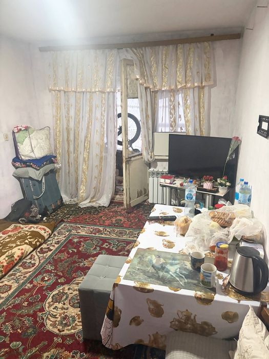 Срочно продаётся 1комнатная квартира 4 микрорайоне