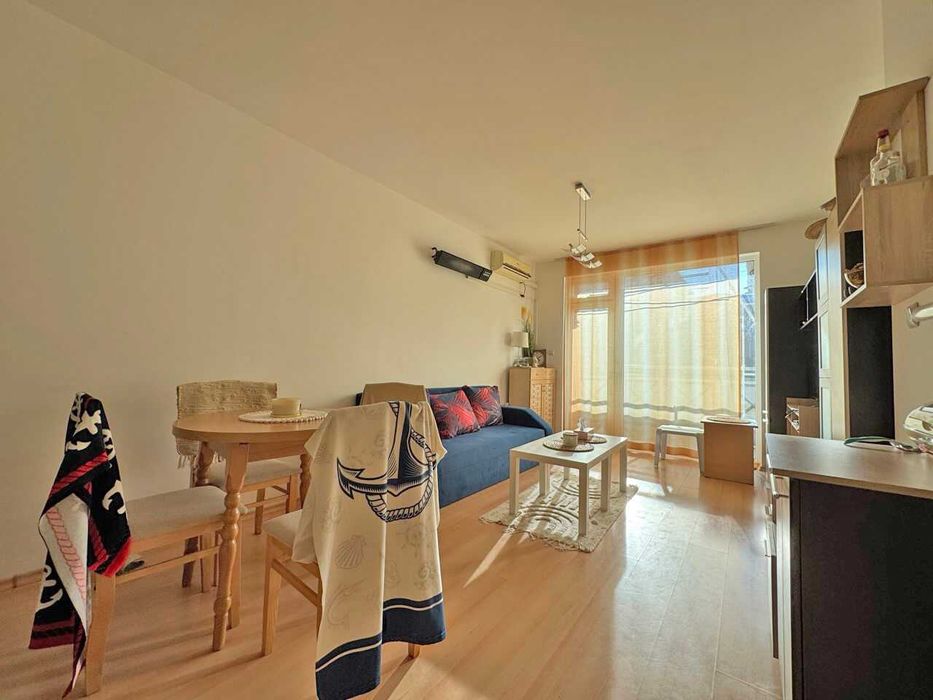 Продава се Двустаен апартамент в к.к. Слънчев бряг - 49 кв.м за 547 €/кв.м - Снимка #1