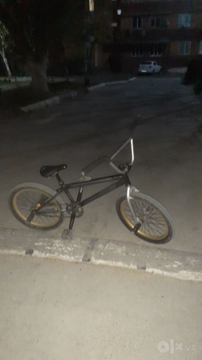 bmx sotiladi srochna Manzil bekobod