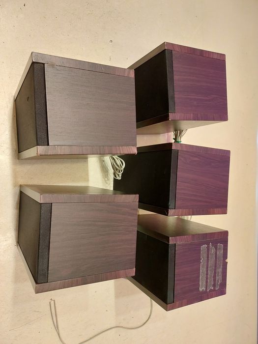 5 sateliți audio Easy Touch. Perfect funcționali.