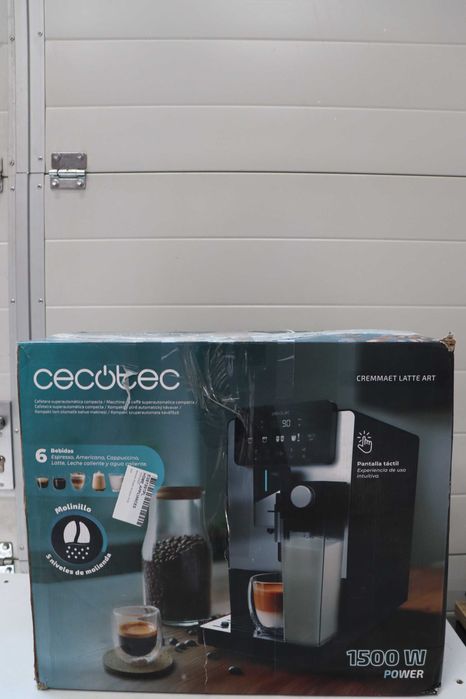 Cecotec Cremmaet Latte Art. 1500W 19 бара, термоблок, 6 напитки автоматично почистване, резервоар за вода 1,1л и мляко 400 мл НЕ РАБОТИ!