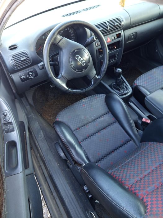 Ауди А3  бензин 1.8 125 кс